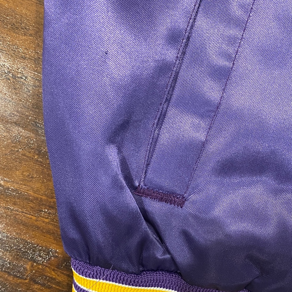 Chalk Line UW Purple & Gold 'W Huskies' Satin Varsity Jacket Kids Size 5 - Picture 7 of 12